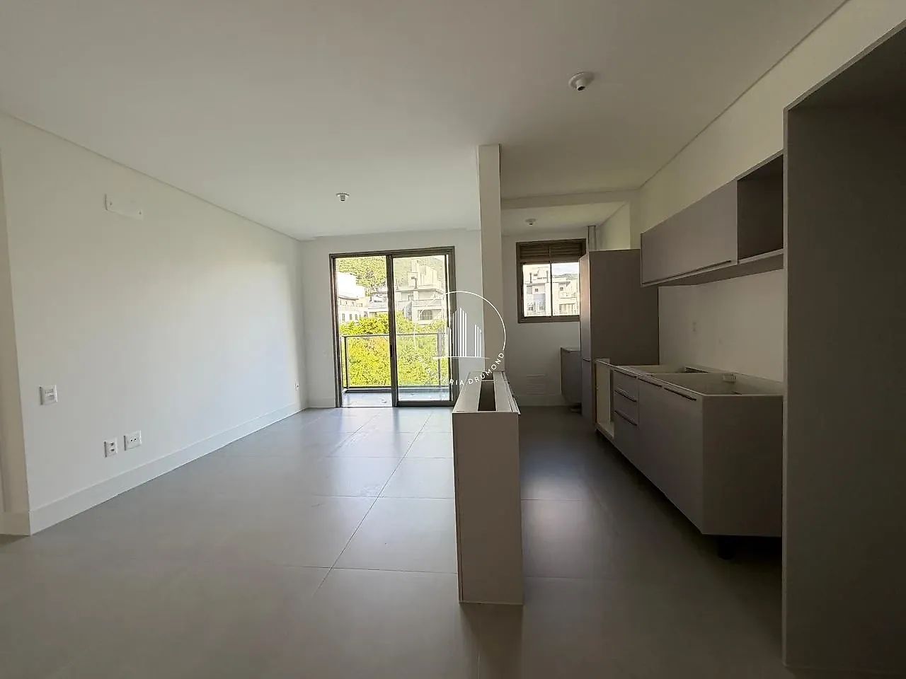 Apartamento 2 Quartos com 2 Suítes e 75m² - Córrego Grande - EST - Foto 2