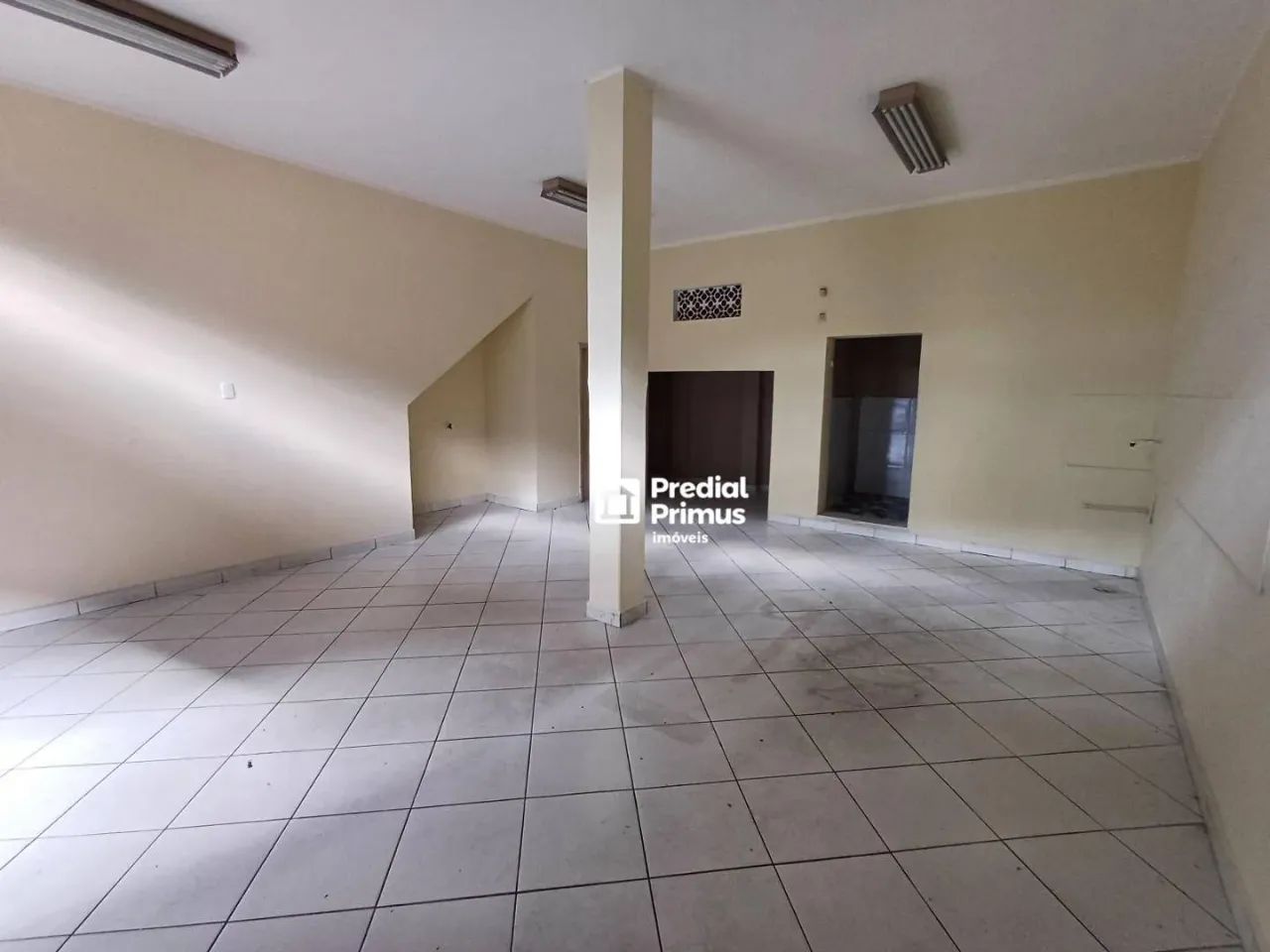 Loja para alugar, 68 m² - Centro - Nova Friburgo/RJ - Foto 4