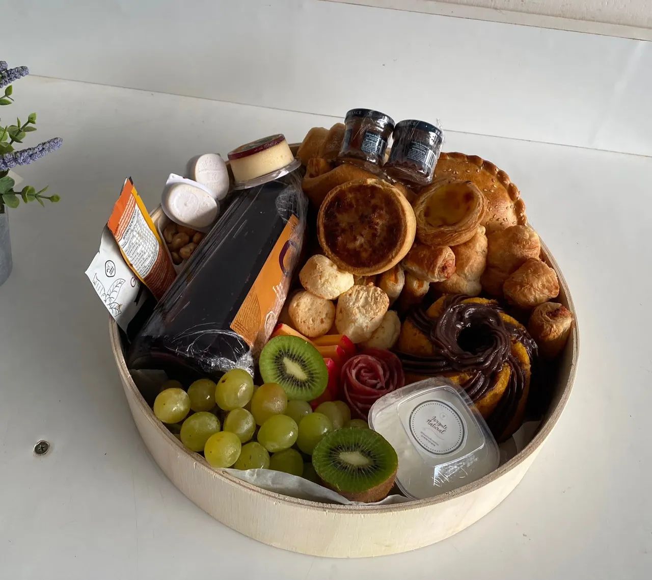 Cesta de café da manhã e da tarde para presente - Foto 2