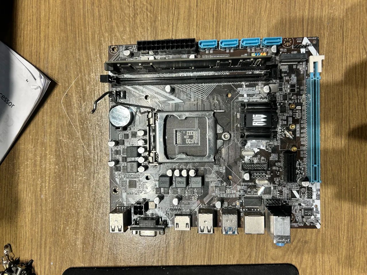 Placa mãe H110 ddr4 + 4 gb RAM - Foto 2