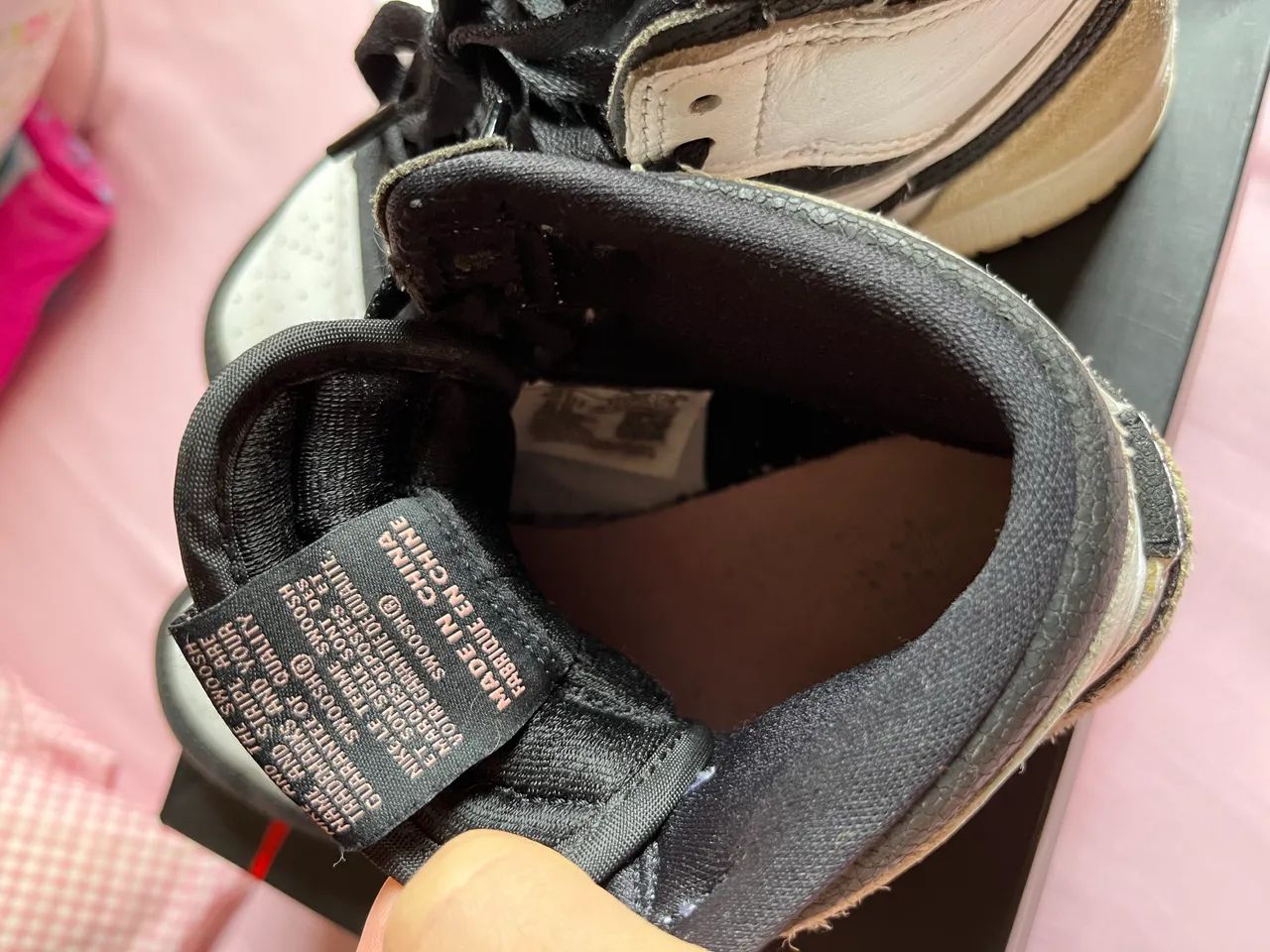 Tênis Nike Jordan tamanho 34  - Foto 4
