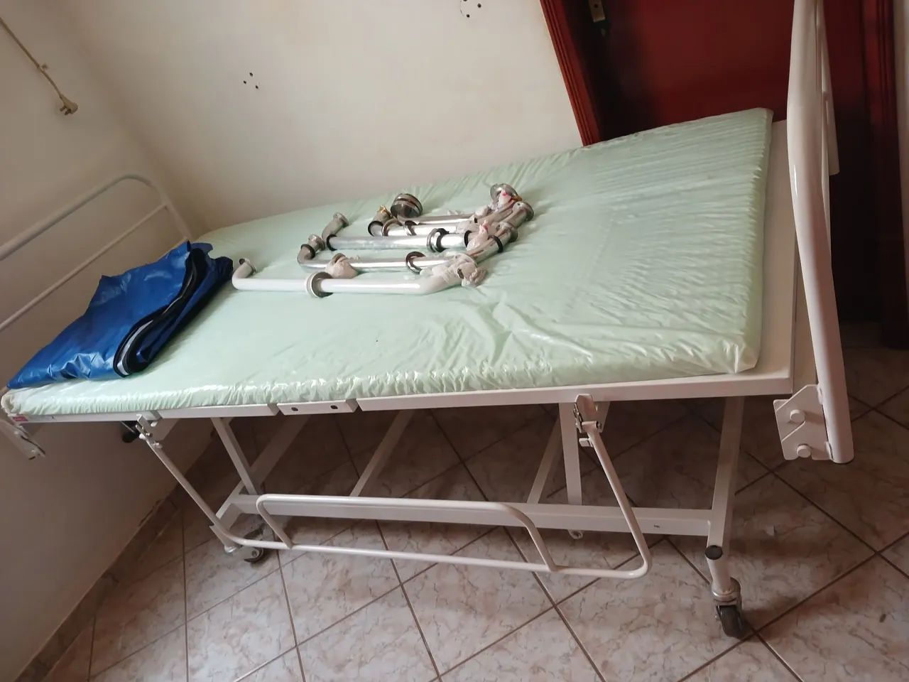 Cama hospitalar  - Foto 2