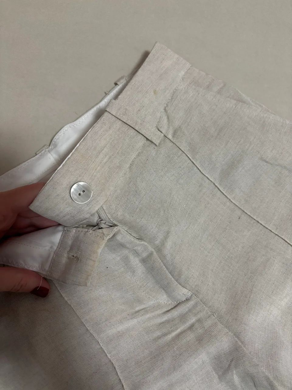 Calça nova de linho H&M nova nunca usada cor cru - Foto 2