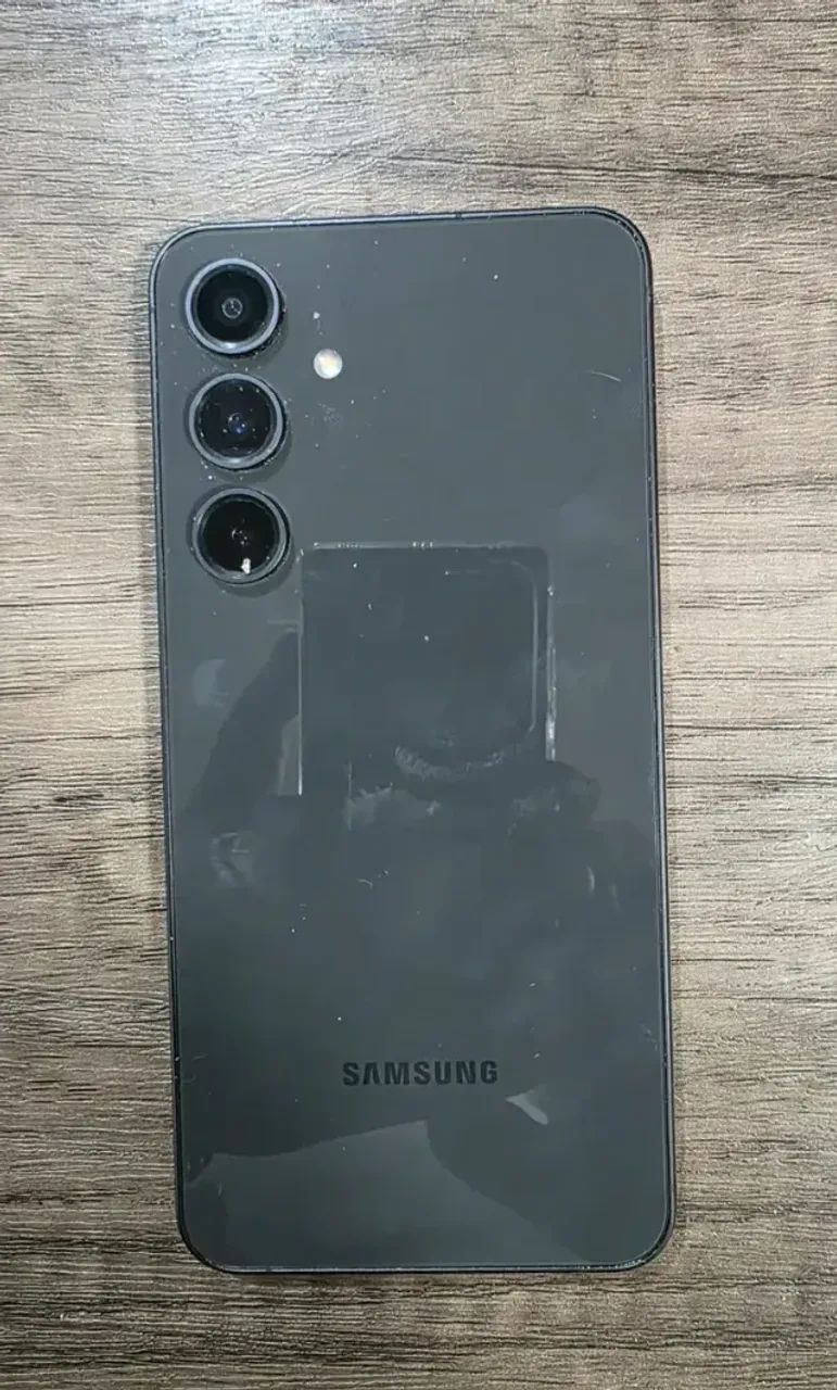 Samsung Galaxy S24 Fe 256gb 6,7' - Foto 2
