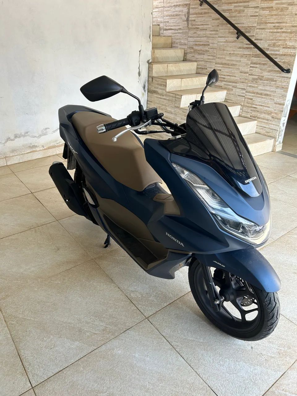 PCX DLX - Foto 3