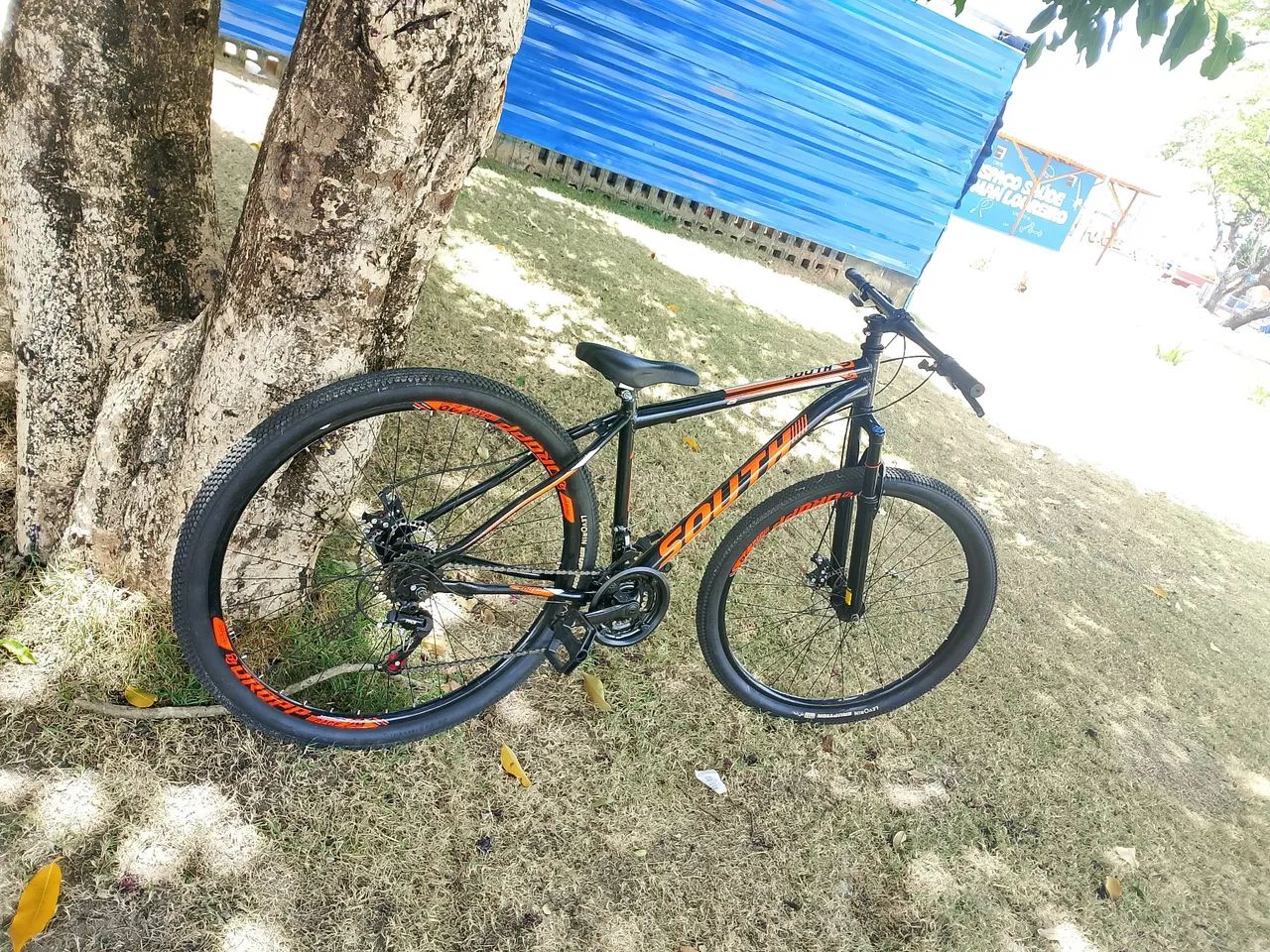 bicicleta aro 29 seminova - Foto 4