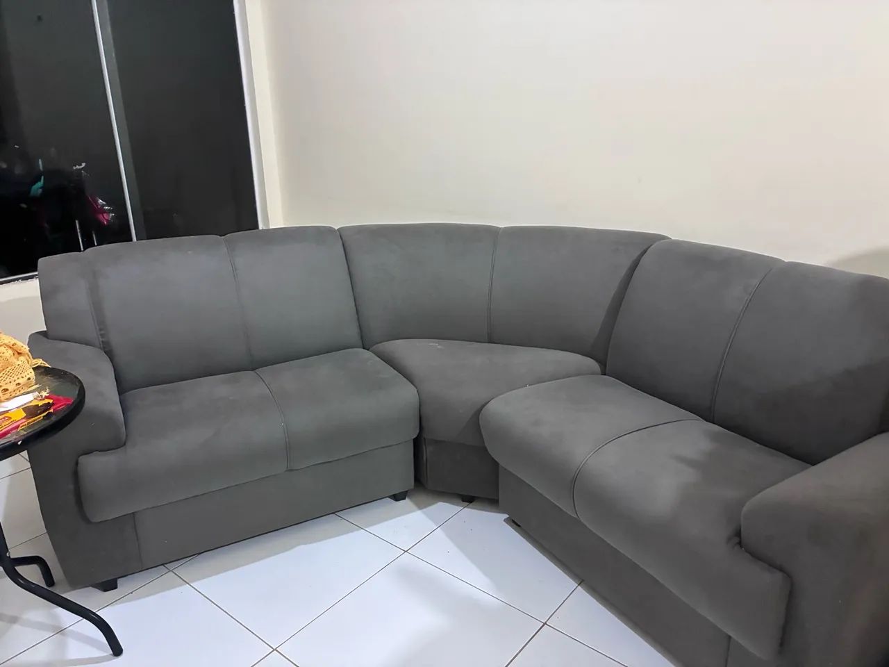 SOFÁ DUAS FORMAS DE DEIXAR NA SALA  - Foto 2