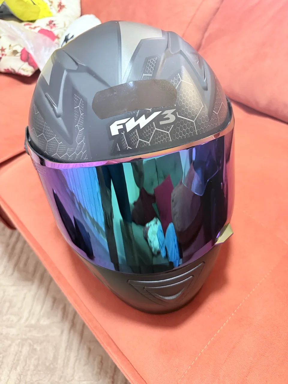Capacete em bom estado - Foto 4