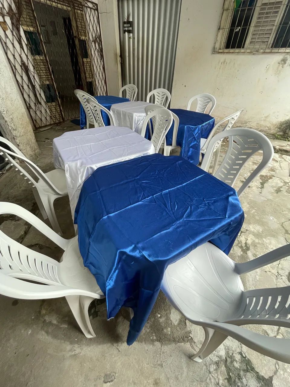 Alugo mesas e cadeiras de plástico  - Foto 4