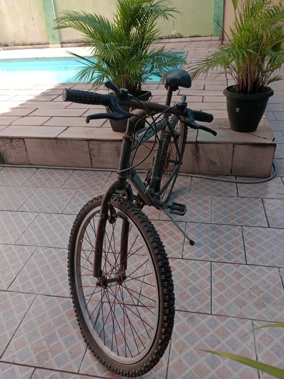 Bicicleta aro 26 com marchas - Foto 2