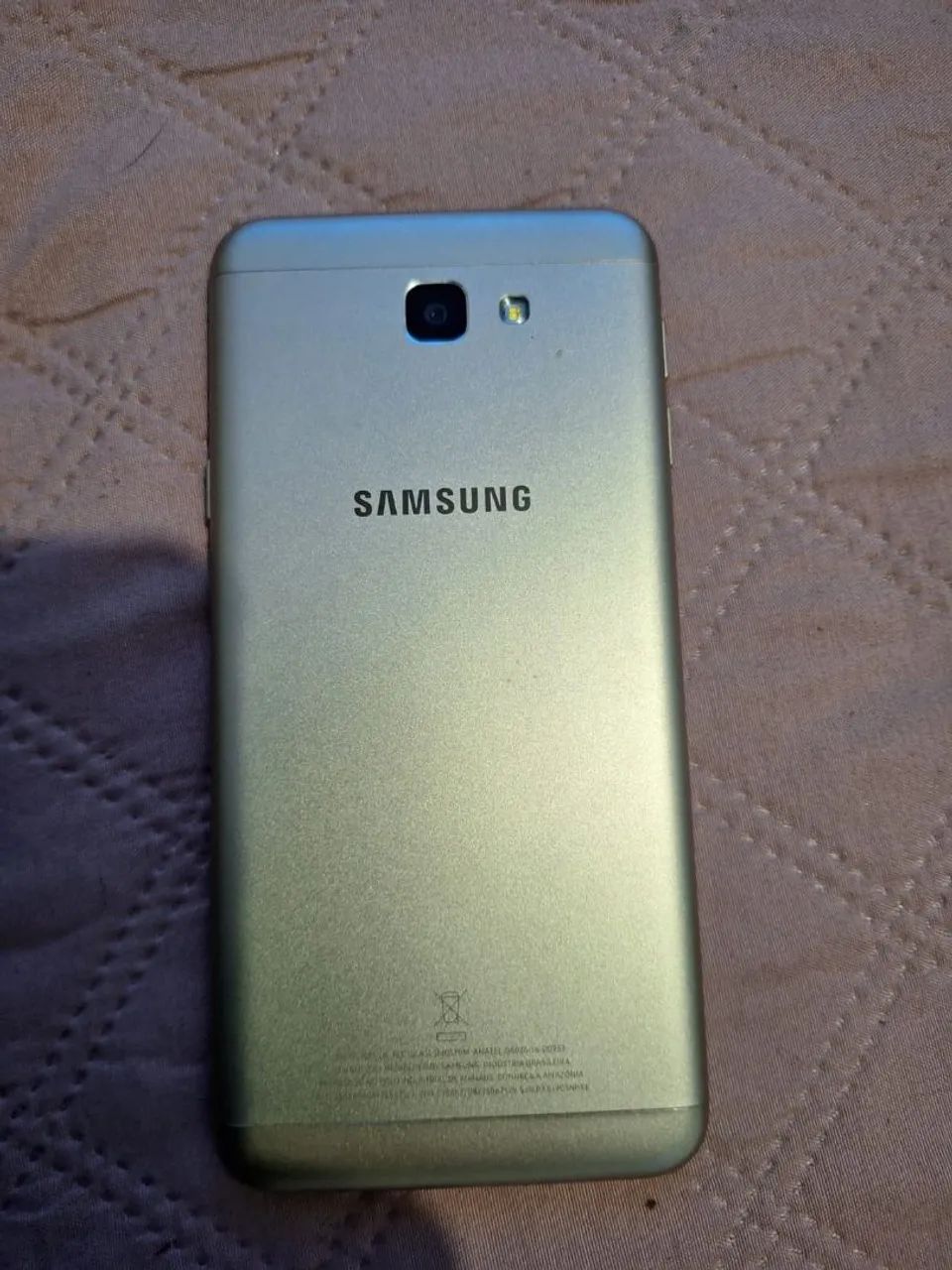 Smartphone Samsung Galaxy J5  - Foto 3