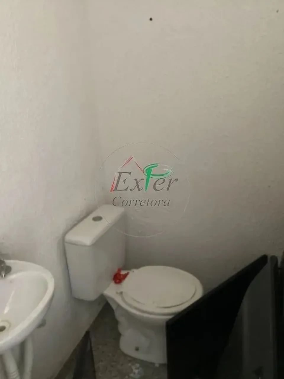 Loja localizada no Centro Comercial do bairro - Foto 4