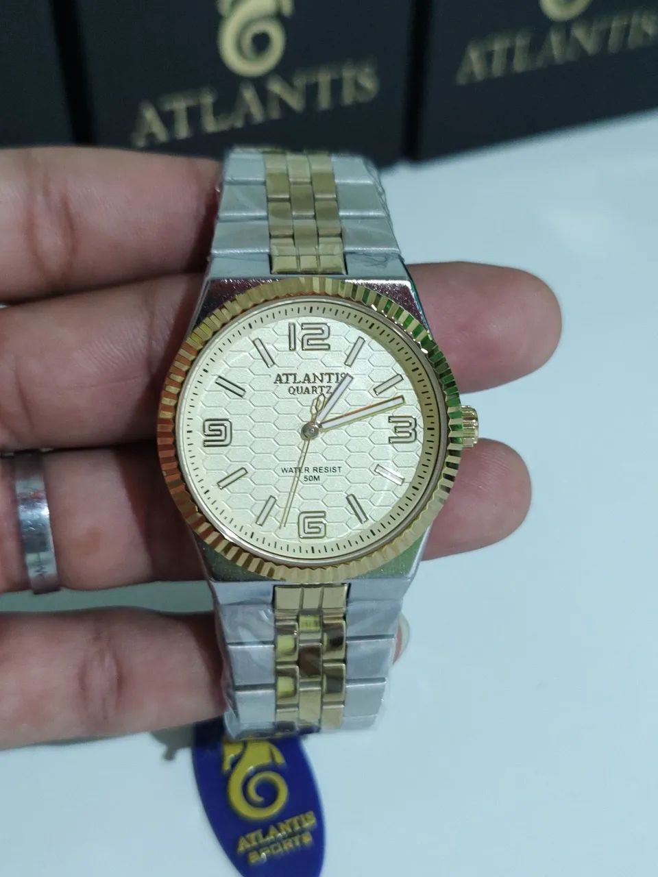 Relógio Atlantis original a prova d'água dourado e prata  - Foto 2