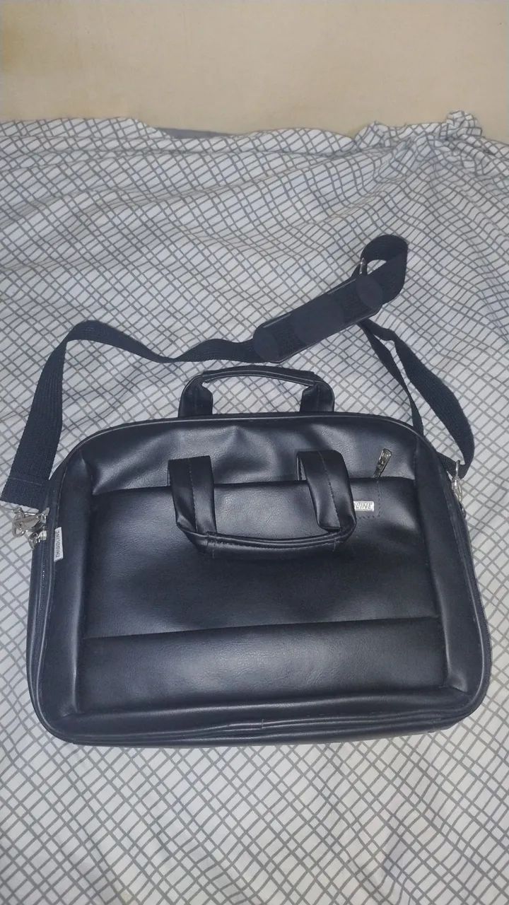 Bolsa de couro ( nunca usada)