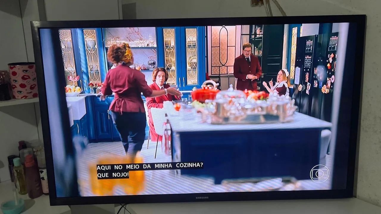VENDO TV SAMSUNG SMART TV 32 POLEGADAS - Foto 2