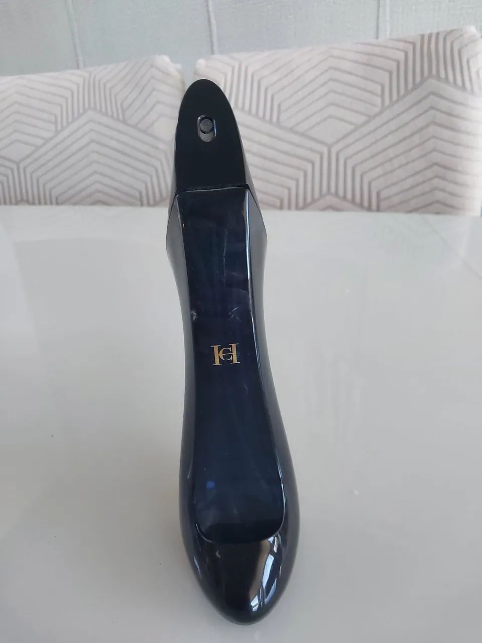 Vidro vazio perfume Carolina Herrera 80 ml scarpin - Foto 2
