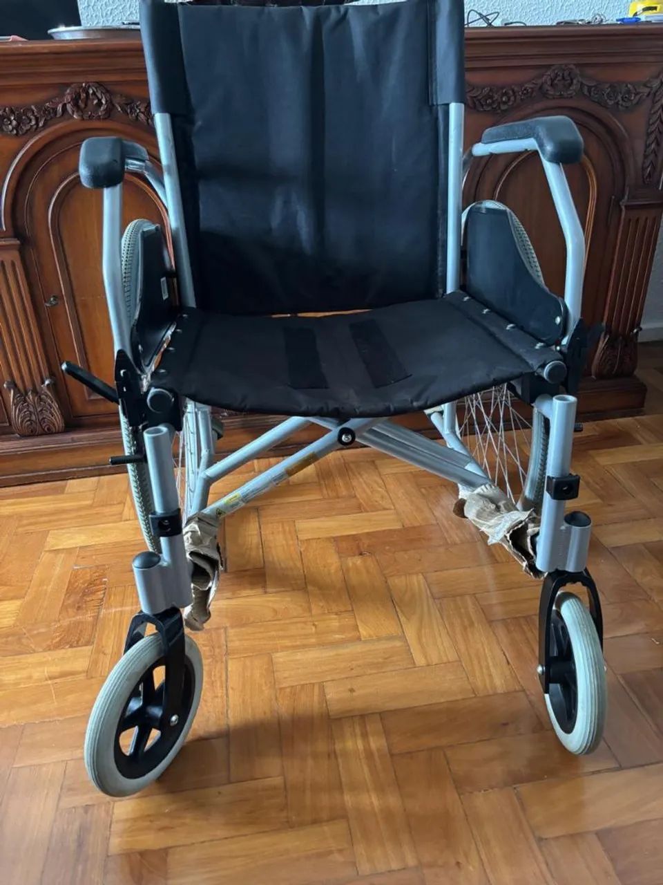 Cadeira de rodas  - Foto 3