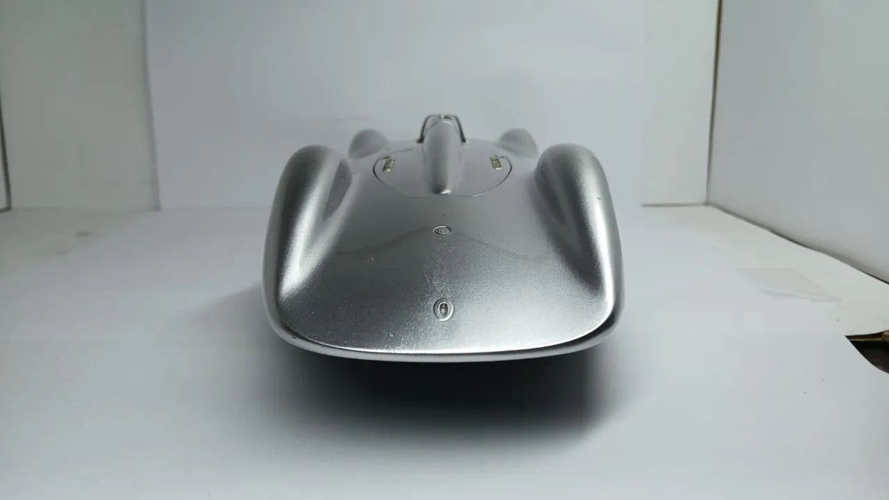 Miniatura Auto Union Tipo C Streamline 1937 1/18 - Hobbies e