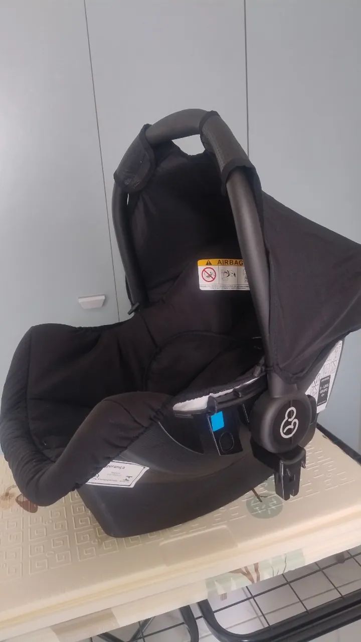 Bebê conforto e base Galzerano 
