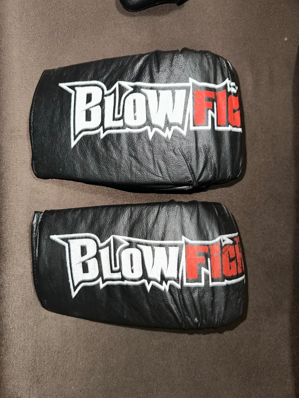 2 luvas de boxeador 