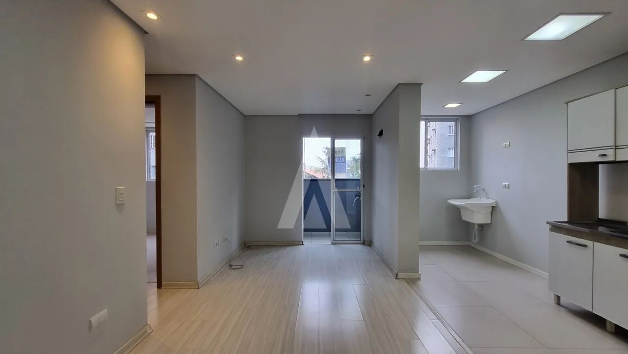 Apartamento com 2 quartos, sacada com churrasqueira e 1 vaga - Foto 2