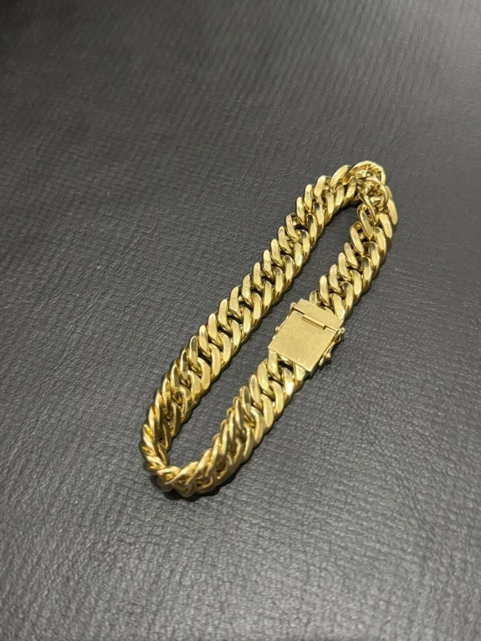 Pulseira de ouro 18 k, ocada, nova