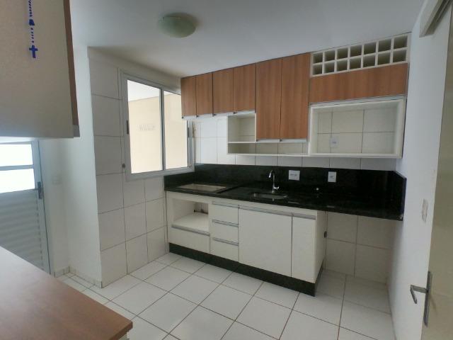 Casa à Venda no Condomínio Village do Bosque, 180 m² construídos, 2 vagas de garagem