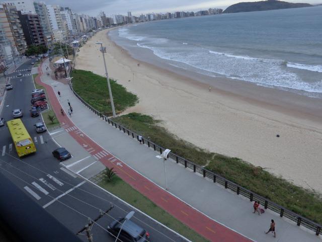 Apto de luxo de frente a praia com 3 suítes, 1 com ar e 2 vagas de garagem - Foto 3
