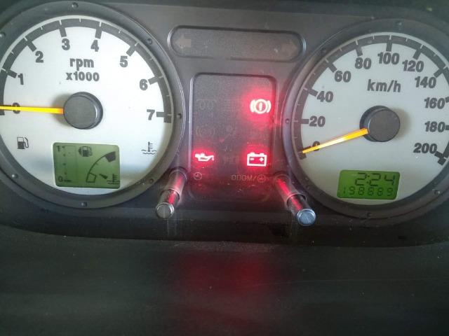 Ford Fiesta Hatch 2003 1.6 completo - Foto 10