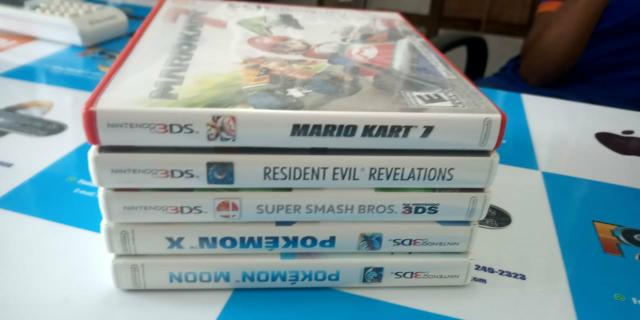 Nintendo 3ds com 5 jogos valor negociável - Foto 4