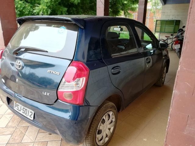 Toyota etios 1.3 ret unico dono - Foto 2