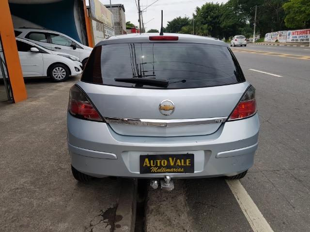GM/ Vectra GT Bancos em Couro Manual Multimidia Pneus Novos Aceito Trocas e Financio - Foto 4
