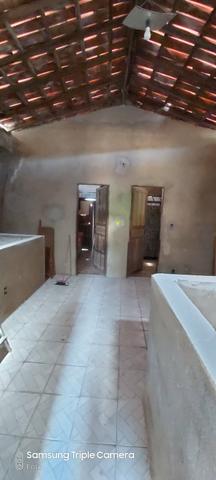 Aluga-se ou dende se uma casa 2/4 - Foto 2