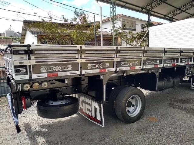 Ford Cargo 815. carroceria - Foto 4