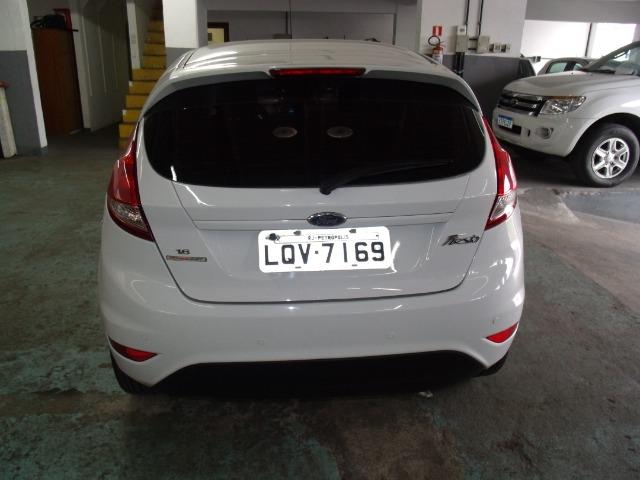 New Fiesta Hatch 1.6 SE automático - Foto 5