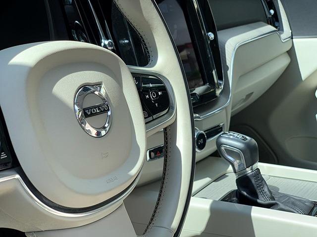 Volvo XC60 2018/18 Inscription 2.0 turbo Gasolina - Foto 2