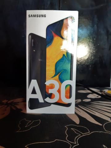 Troco um A30 num iPhone 8 ou 7 normal
