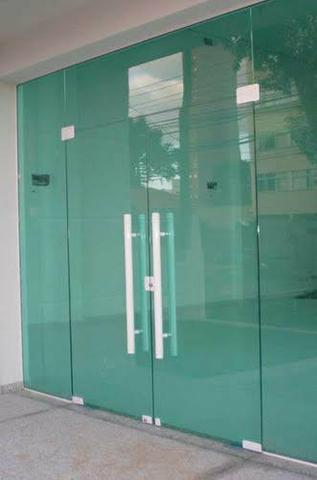 Promoção de portas e janelas de vidro