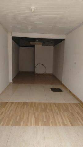 Aluga-se está loja fica na Qnq 2 conj 3 casa 32 Ceilândia norte - Foto 2