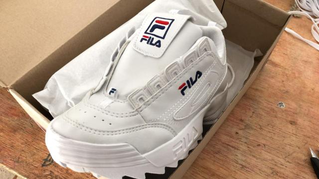 tenis fila disruptor atacado