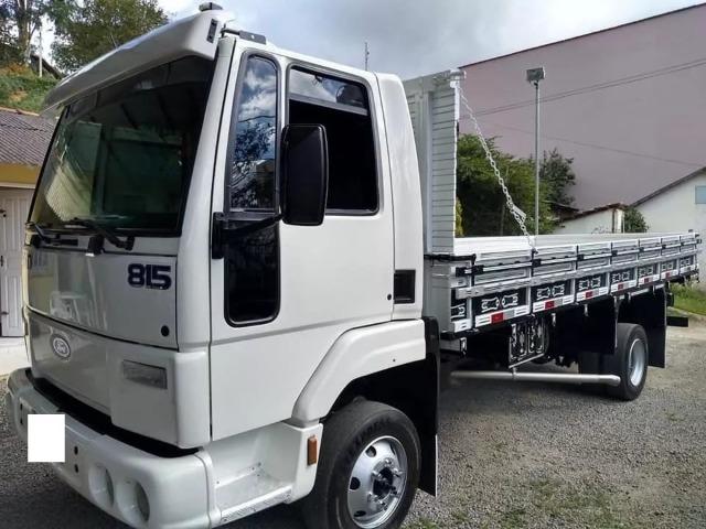 Ford Cargo 815. carroceria - Foto 2