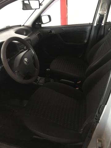Gol G3 1.0 8v com ar e direçao - Foto 6