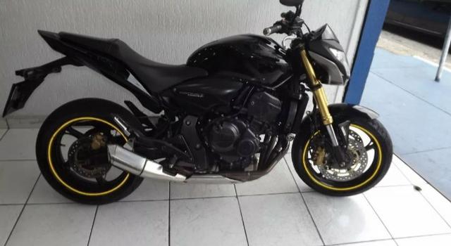 Honda CB 600F Hornet (Entr. + Parc.)