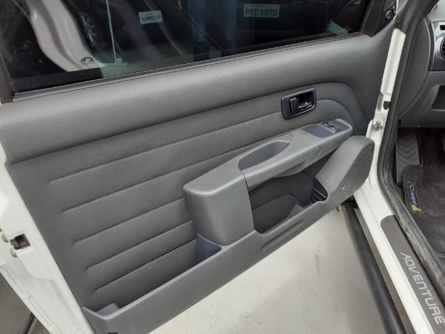 Strada Adventure CD Branca Adventure 1.8 2016, a vista por 49990,00 - Foto 10