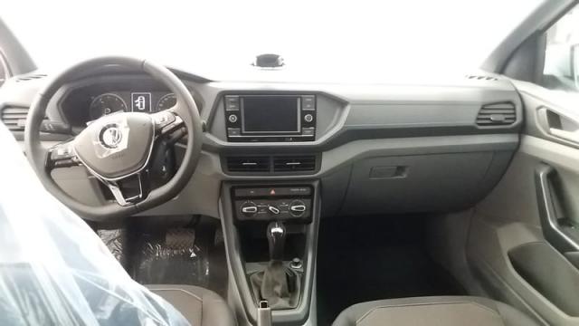 VOLKSWAGEN T-CROSS SENSE 200 TSI AUT. P PESSOA COM DEFICIÊNC - Foto 9
