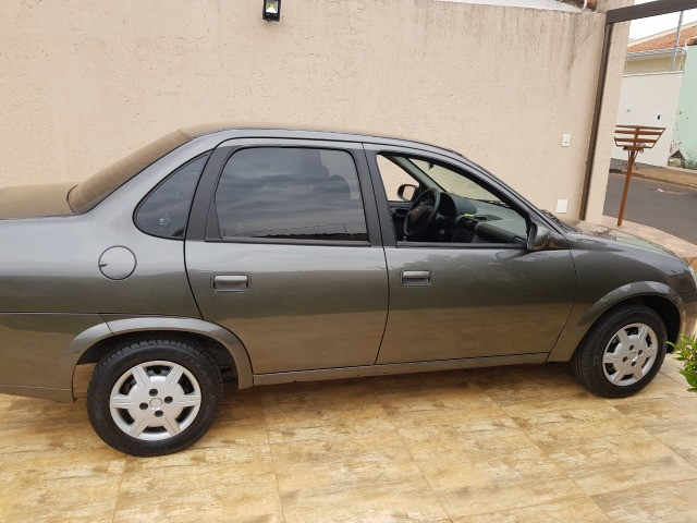 Classic 1,0 completo,apenas 64000 km,2?dono - Foto 2