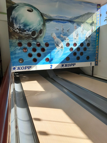 Pista de Boliche e brinquedos. - Foto 9