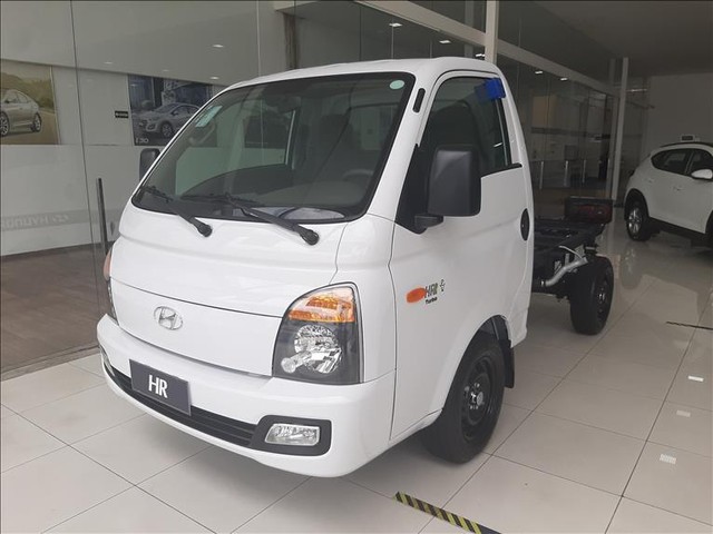 HYUNDAI HR 2.5 LONGO SEM CAÇAMBA 4X2 16V 130CV TUR