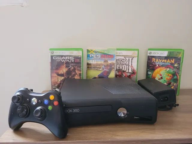 vendo Xbox 360 desbloqueado impecável 300$ - Hobbies e coleções - Vila São  Tiago, Piraquara 1247668031