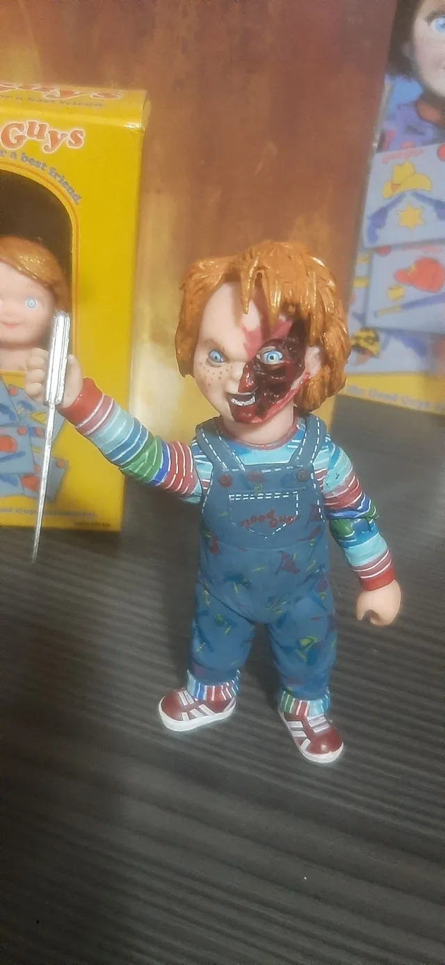 Bonecos Filme A Noiva de Chucky Tiffany e Chuky Neca